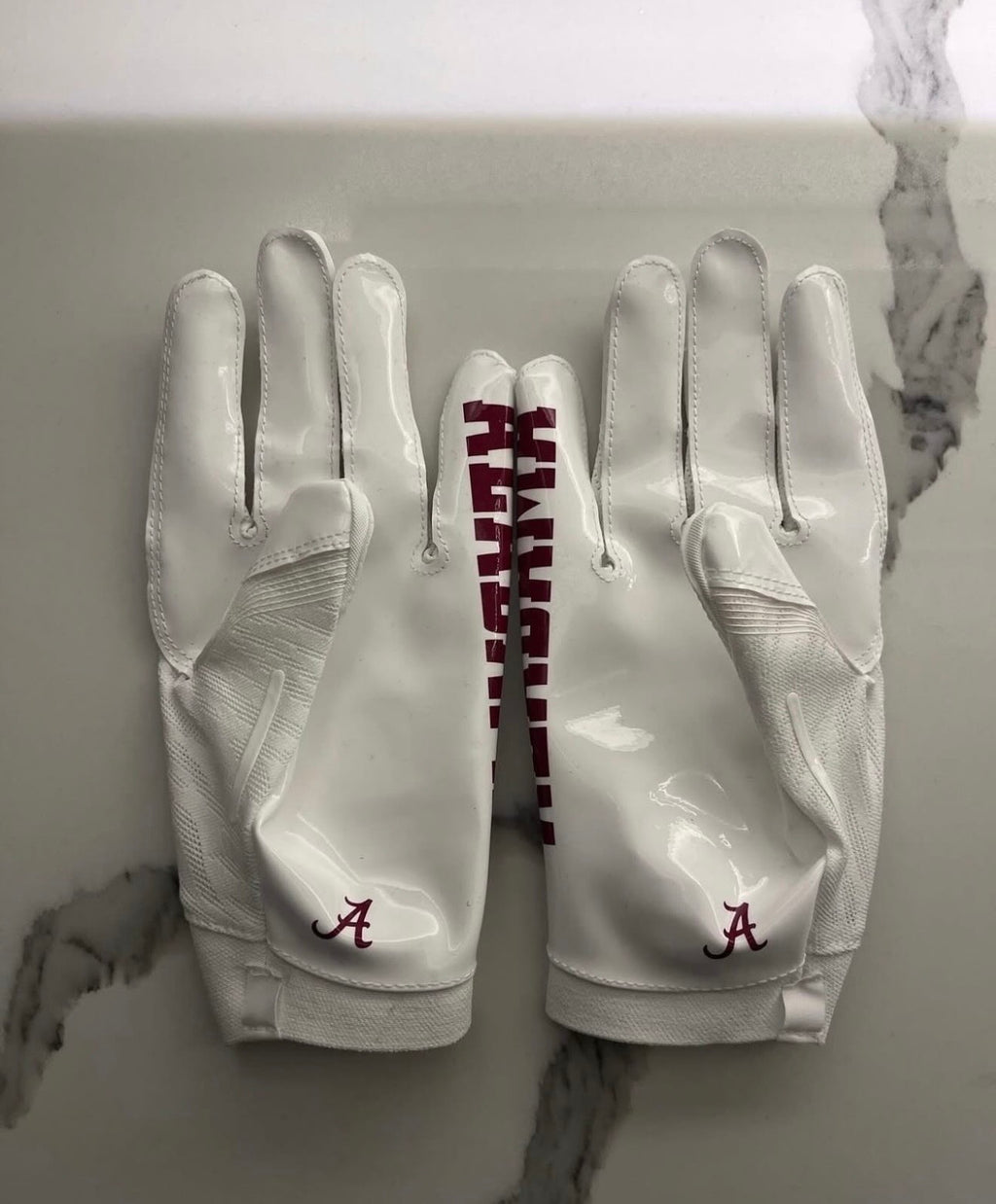 Bama gloves