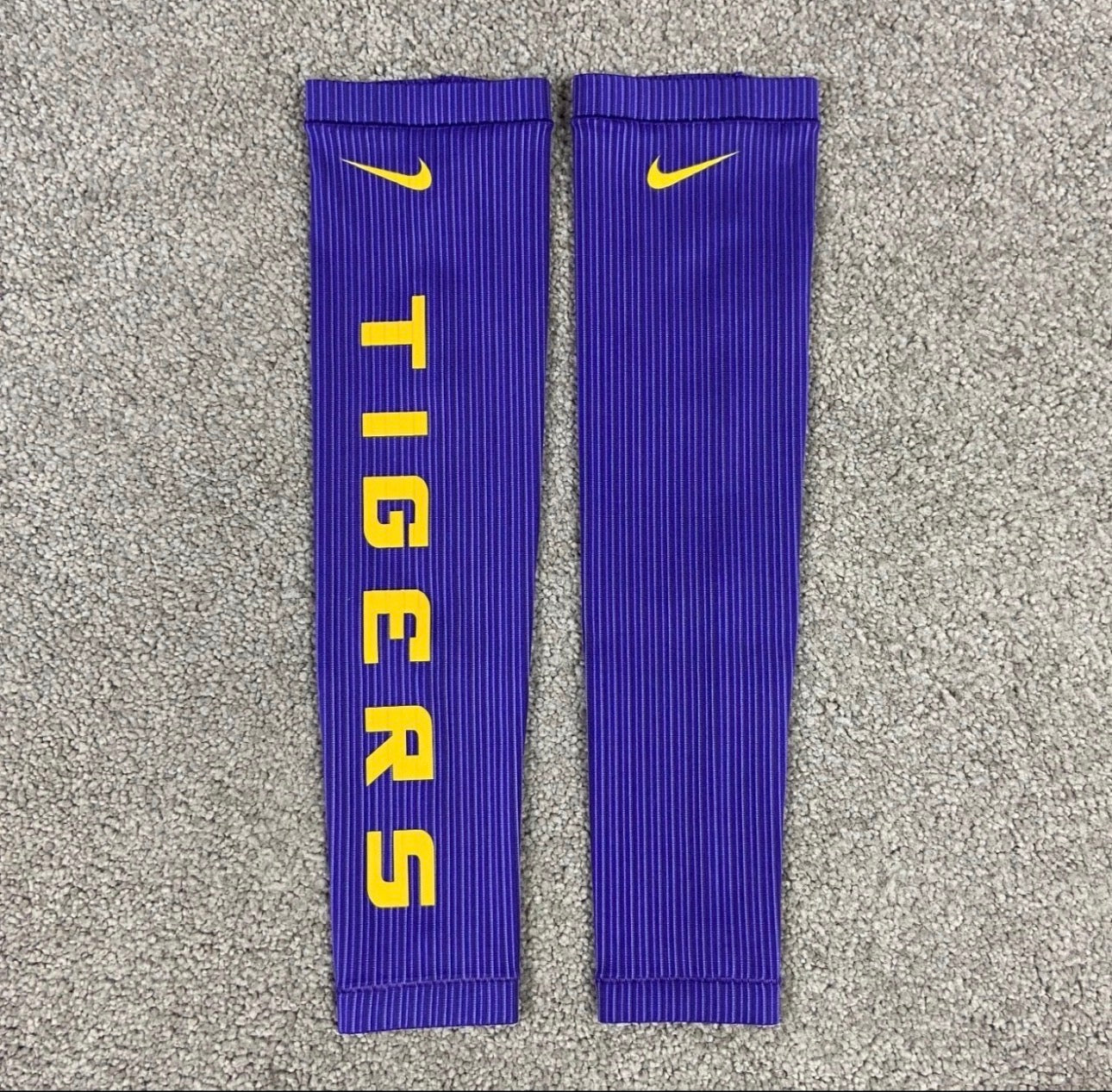 LSU sleeve