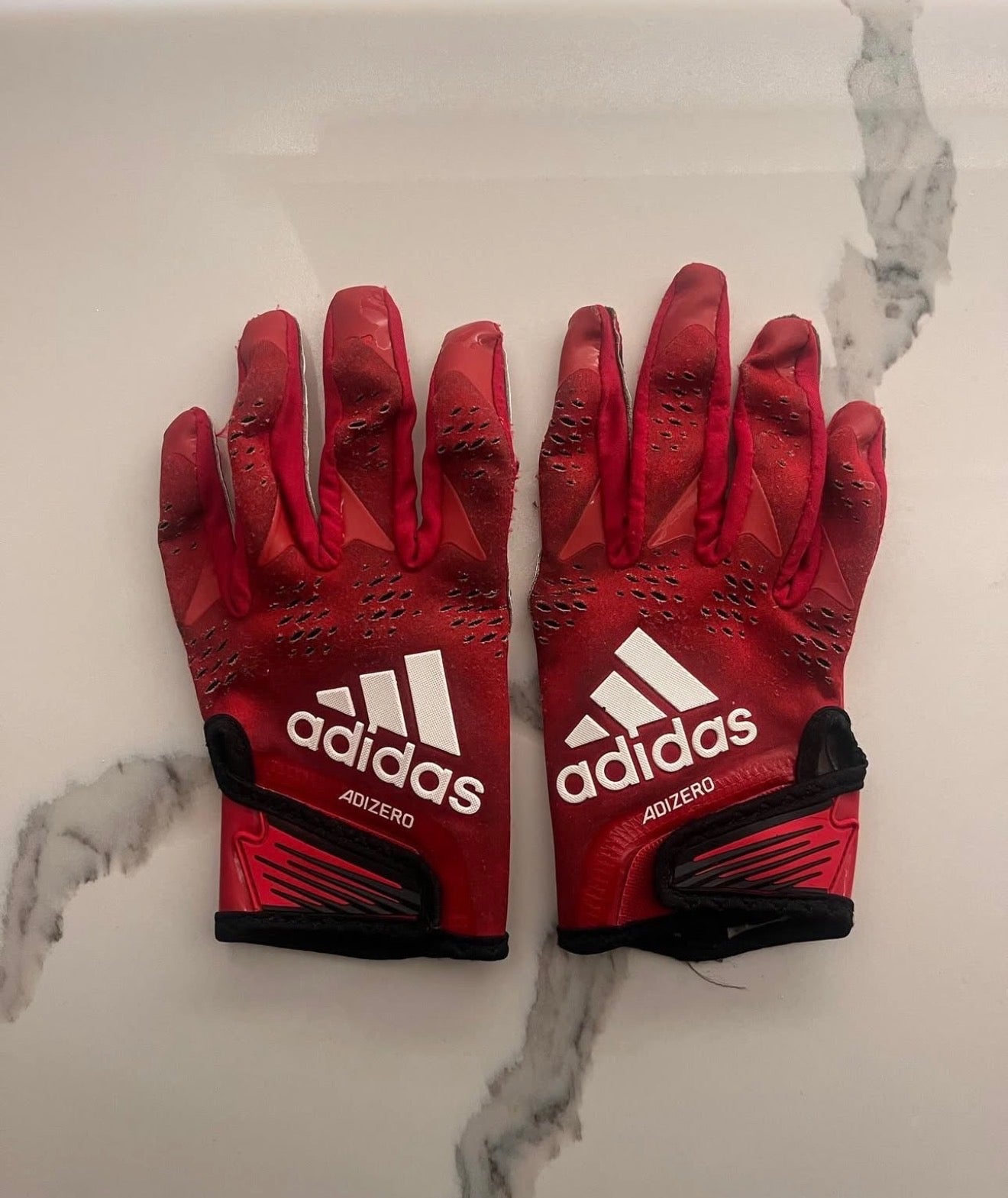 Louisville gloves