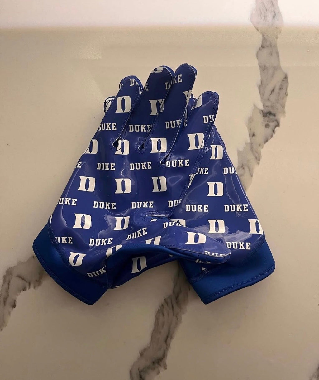 Duke gloves